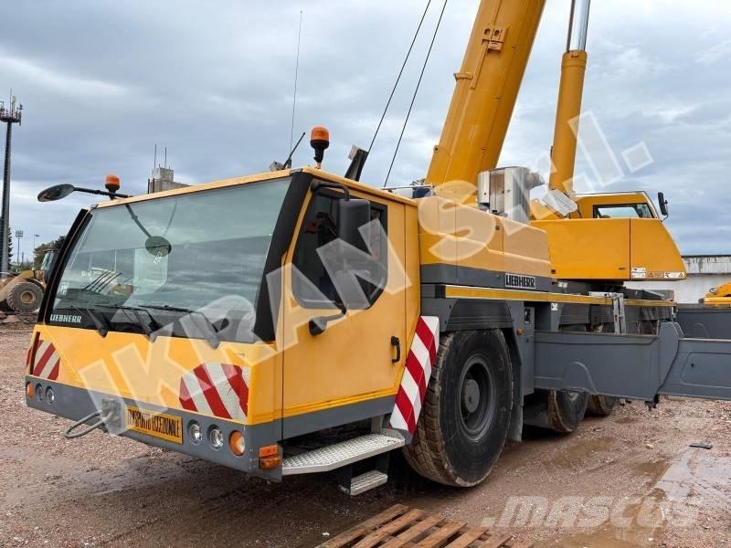 Liebherr LTM1200-5.1 Allterreng kraner