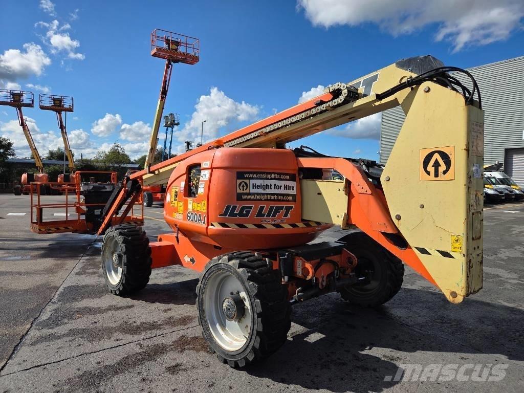 JLG 600 AJ Leddede bomlifter