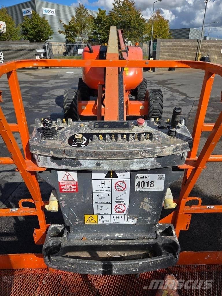 JLG 600 AJ Leddede bomlifter