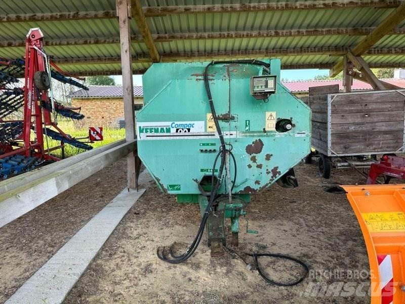 Keenan Compac 90 Avlastningsbord, vifter og heiser
