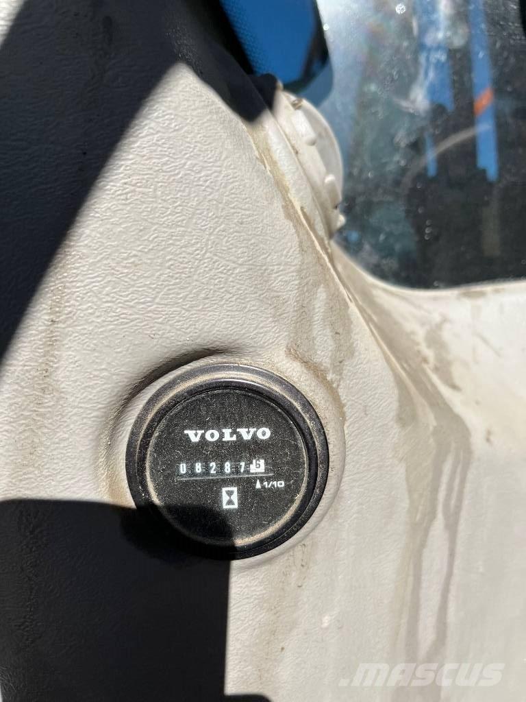Volvo EC 140 EL Beltegraver