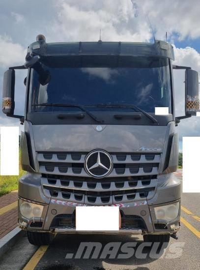 Mercedes-Benz 3951 Mini dumpere