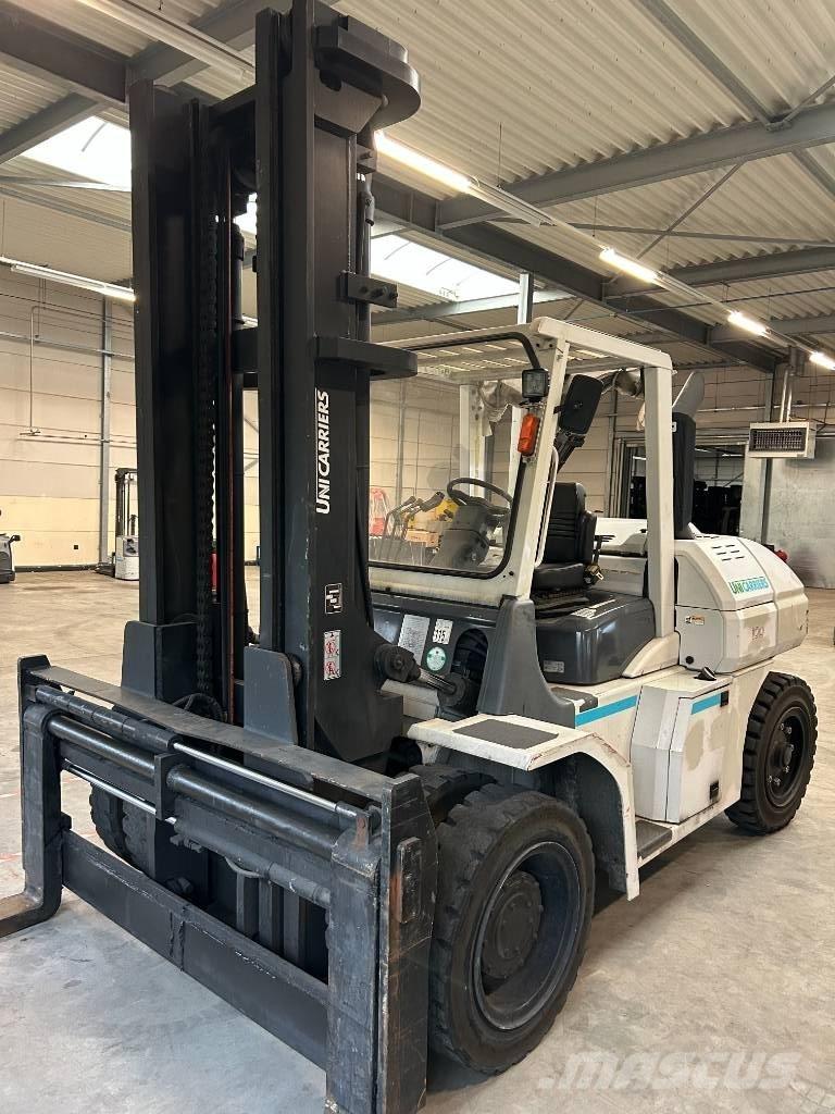 UniCarriers FD100-3 Diesel Trucker