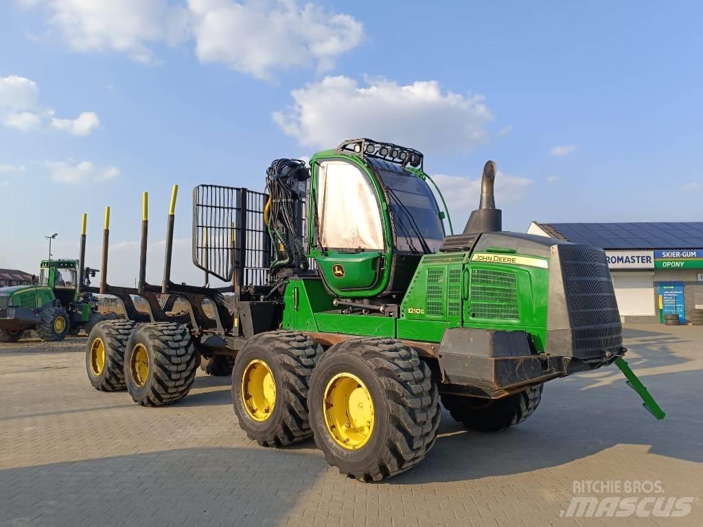 John Deere 1210 G Lassbærere