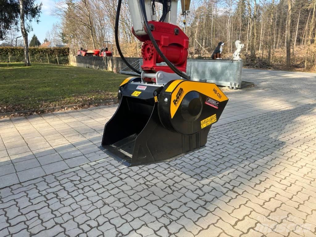 MB Crusher C 50 S4 Knuseskuffer