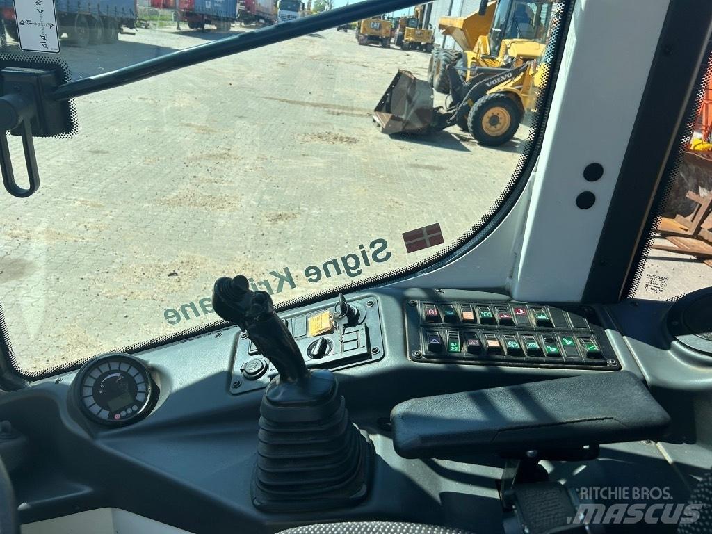 Liebherr L 506 Hjullastere