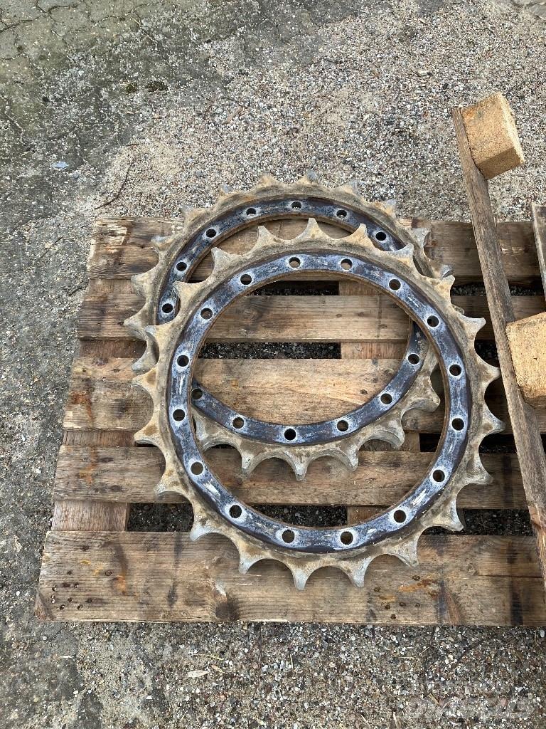 CAT 326 Beltegraver