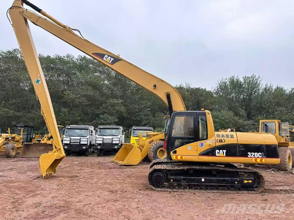 CAT 320 C L Gravemaskiner med lang bom