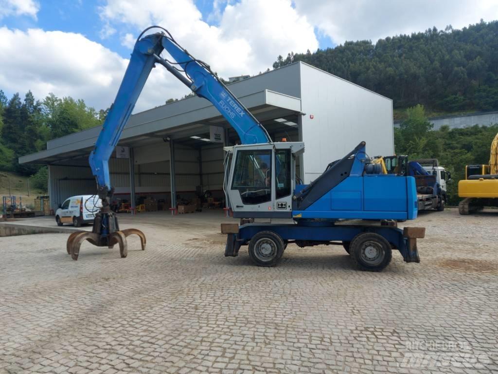 Fuchs MHL 331 Gravemaskiner for avfallshåndtering