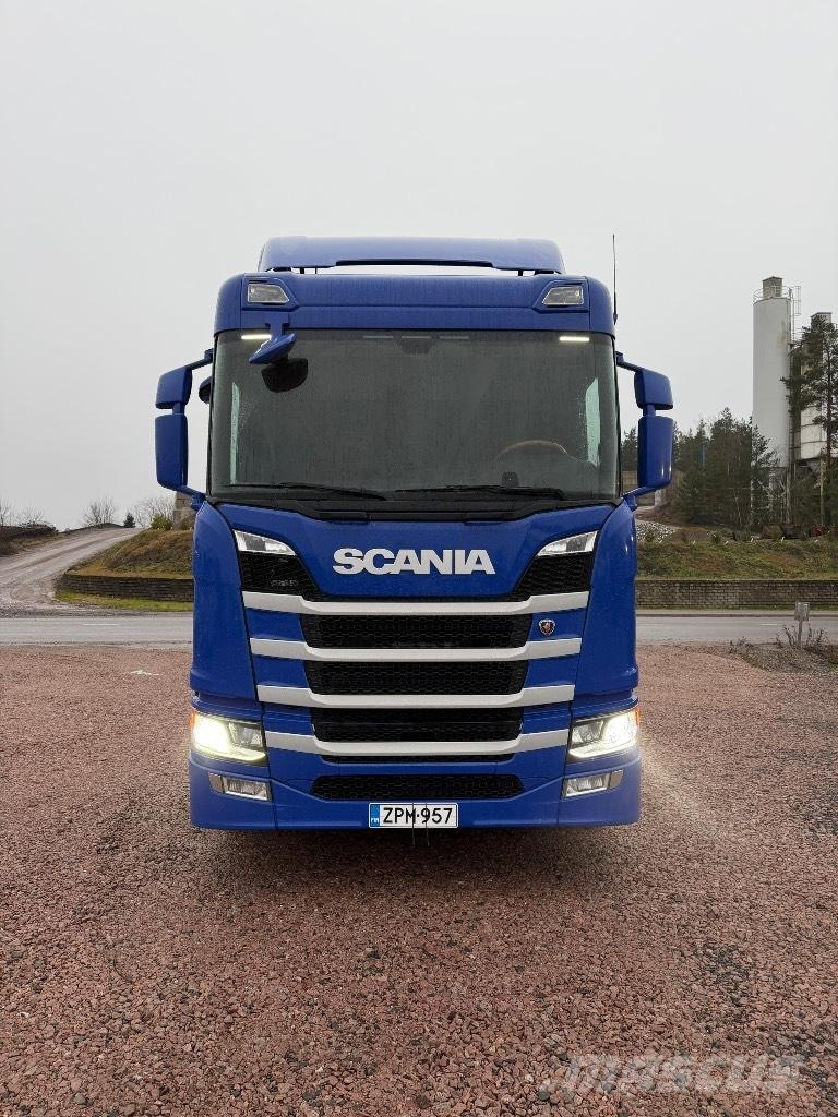 Scania R540B8x4*4NB Chassis