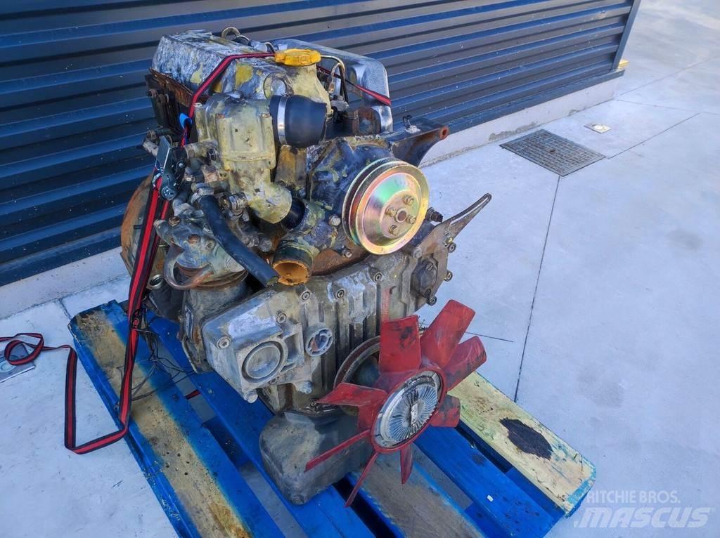 Nissan B440 Motorer