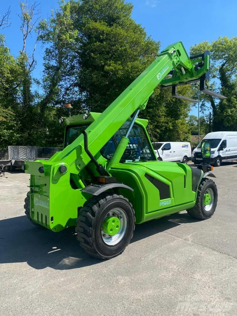 Merlo P 25.6 Teleskoplastere