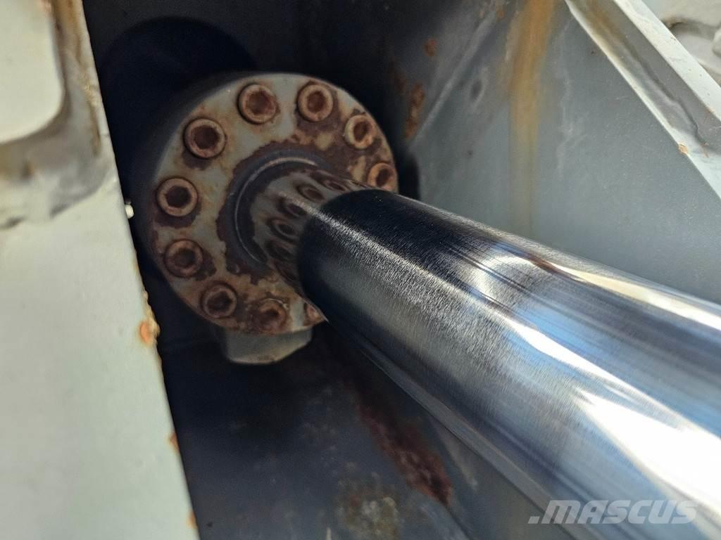 Terex TM350 Gravemaskiner for avfallshåndtering