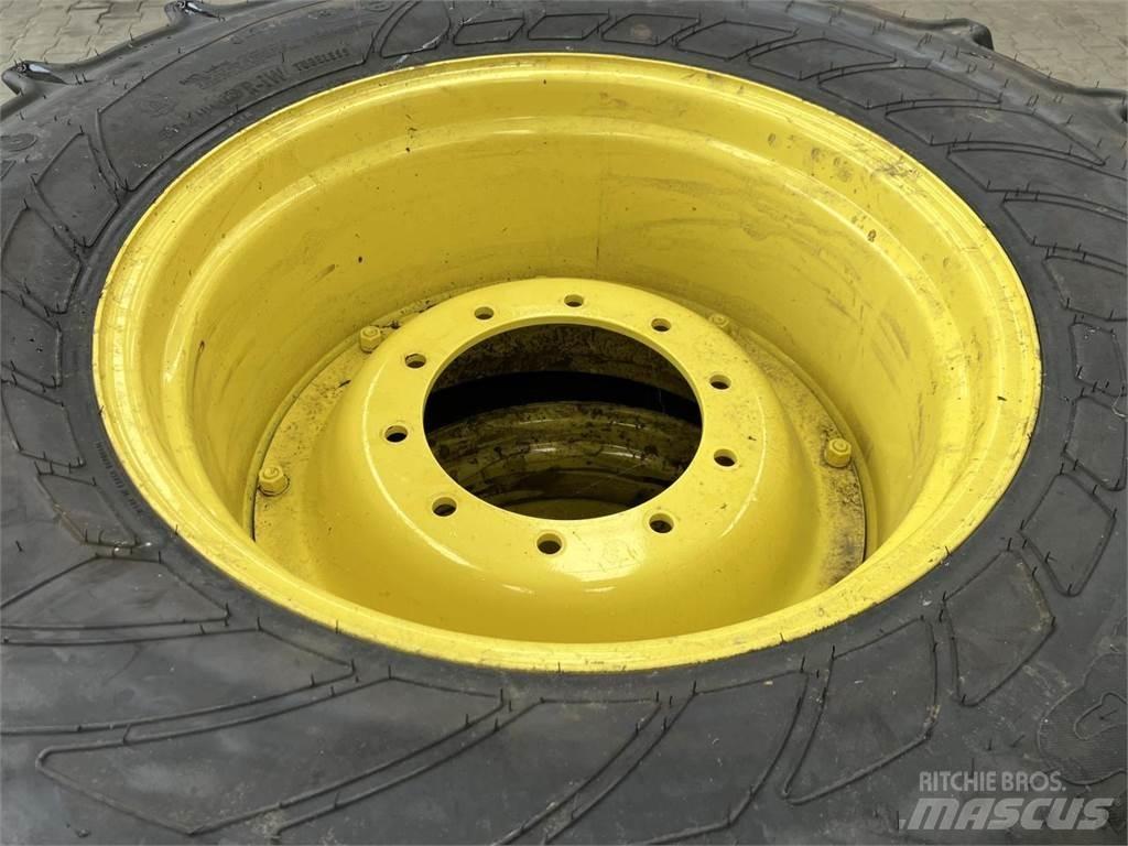 Mitas 540/65R28 Dekk, hjul og felger