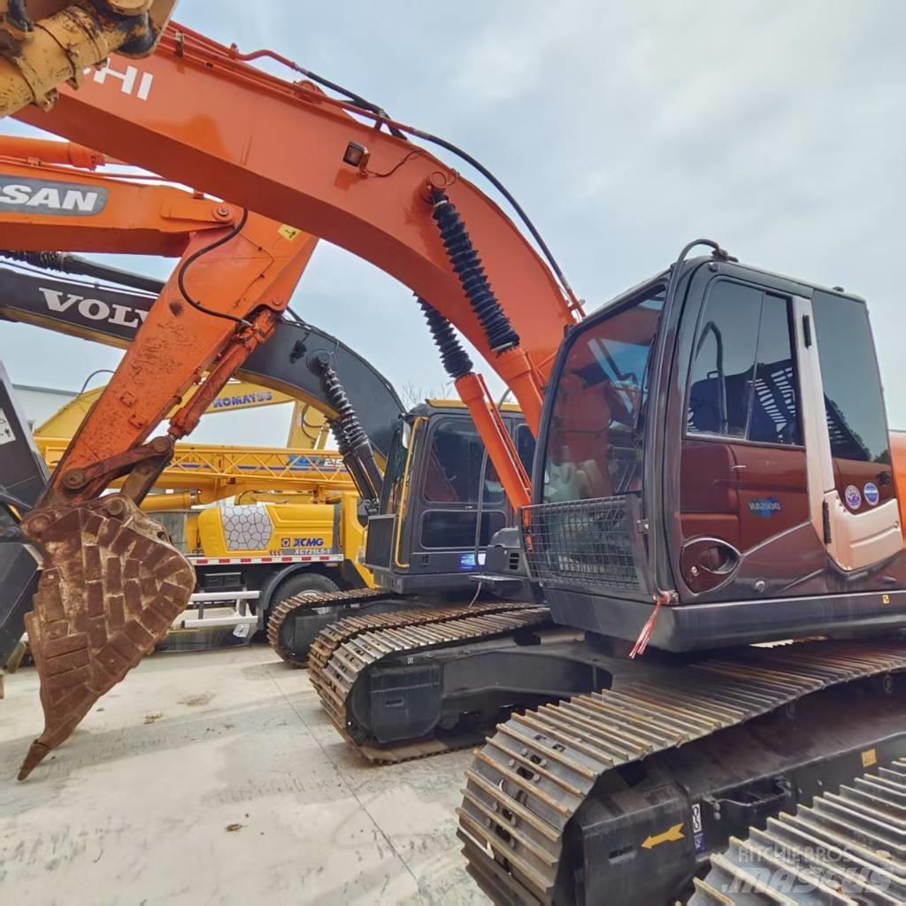 Hitachi ZX 210 Beltegraver