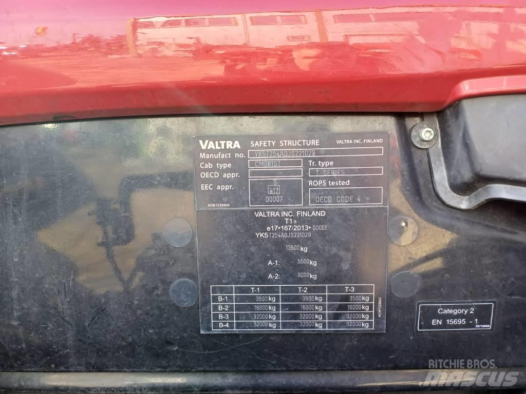 Valtra T 254 Traktorer