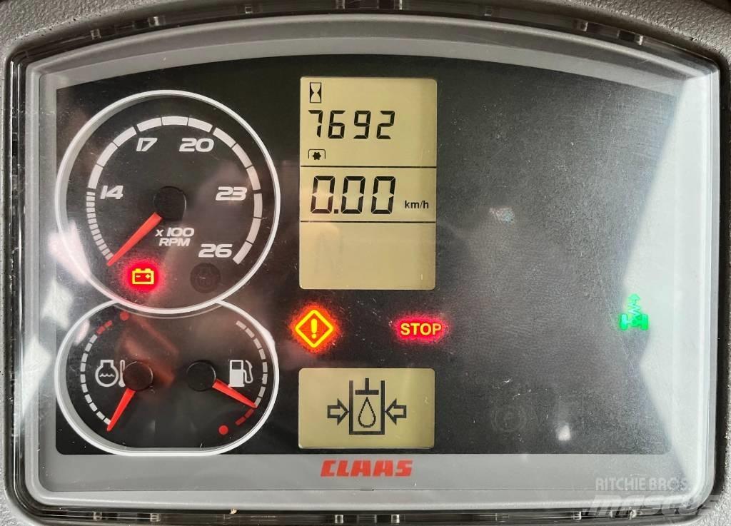 CLAAS Axion 850 Traktorer
