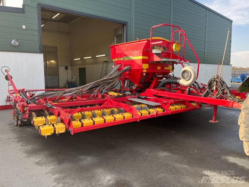 Väderstad Rapid800 Såmaskiner