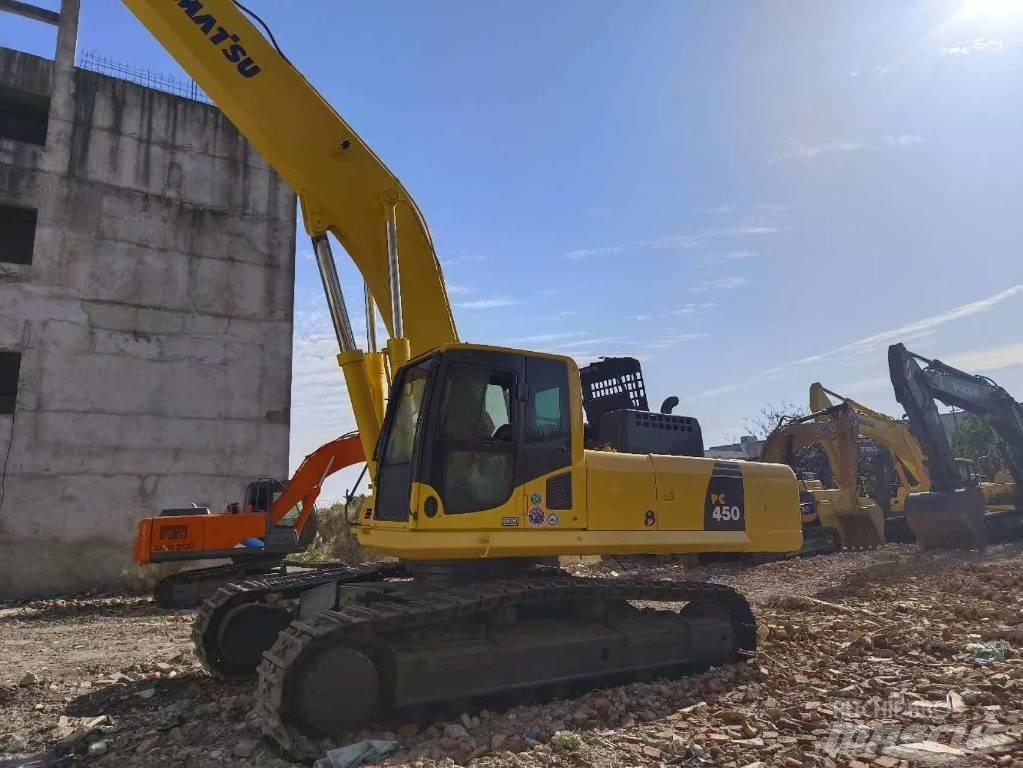 Komatsu PC 450-8 Beltegraver