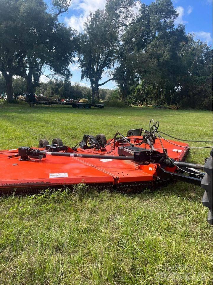Land Pride RC3620 Beitepussere og toppkuttere