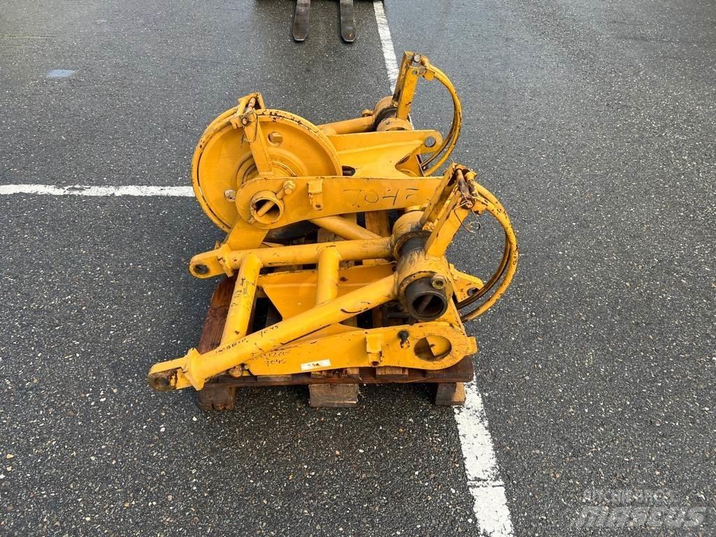 Kobelco 7045 - Runners Kran deler og utstyr