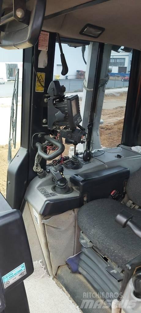 CAT D6N XL Dozere Beltegående