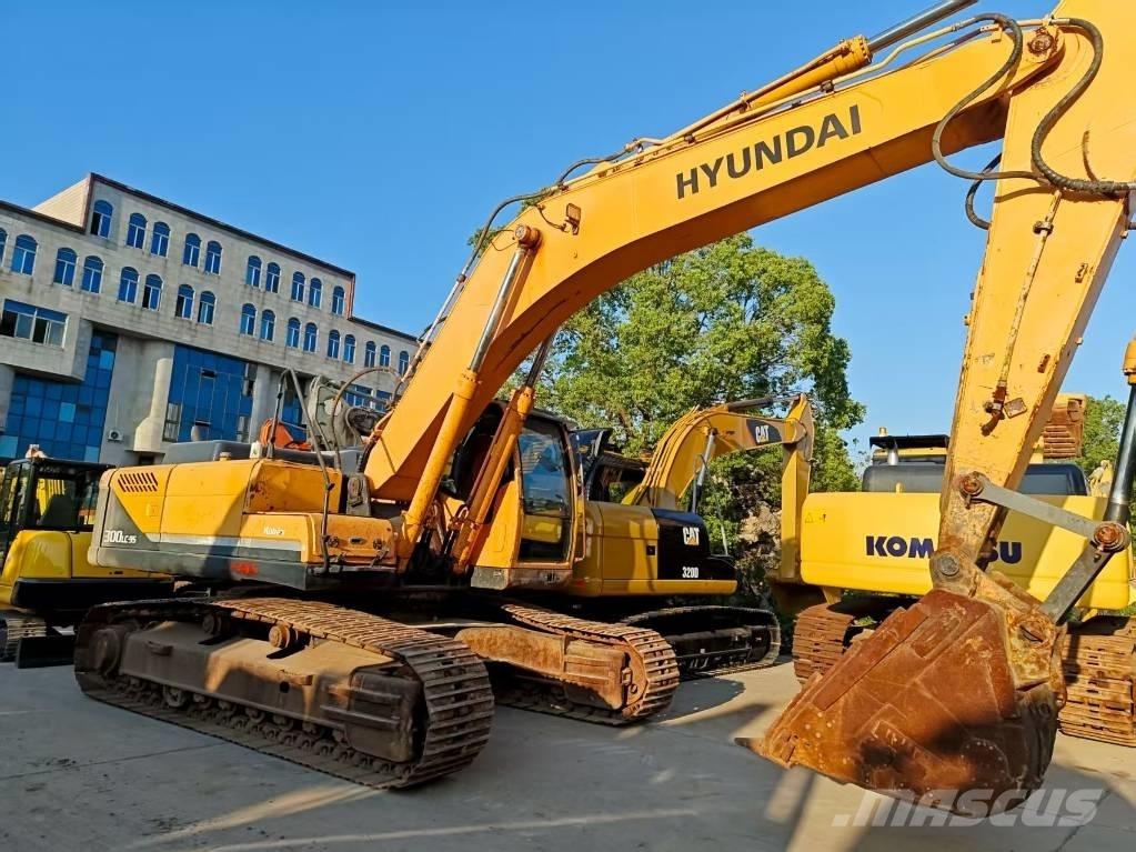 Hyundai R300LC-9S Beltegraver