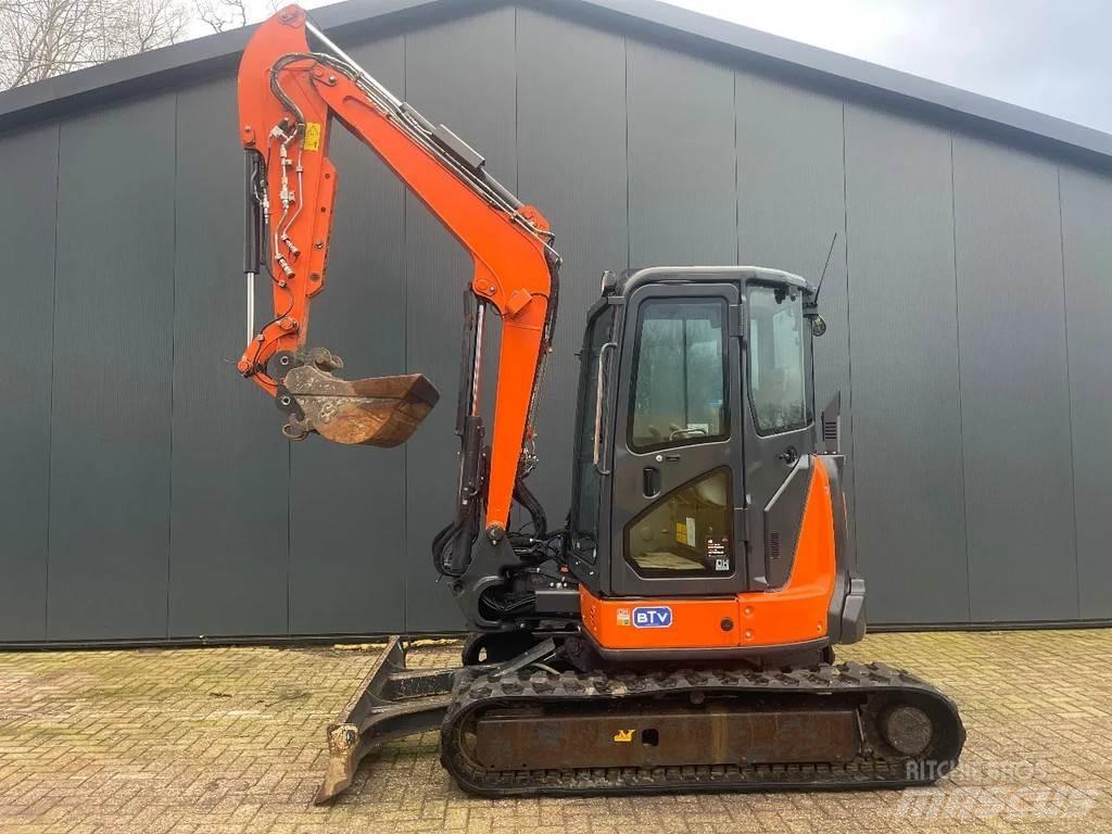 Hitachi U55-5a Minigravere <7t