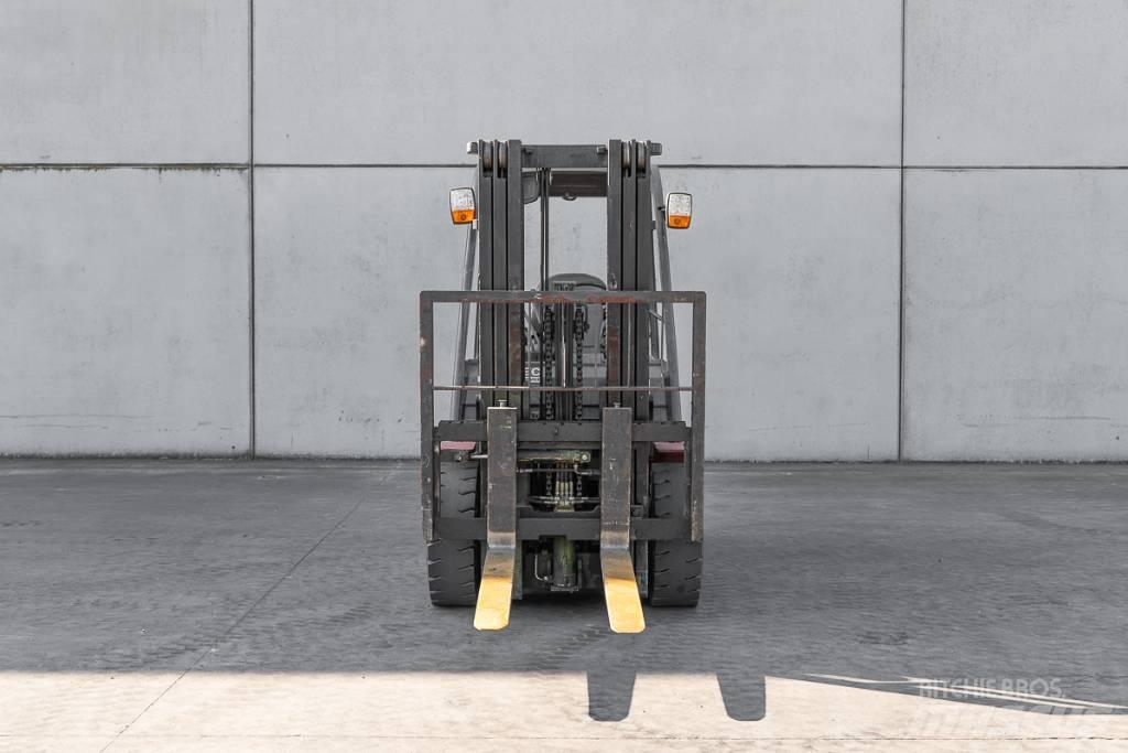 Manitou MI 30 D Diesel Trucker