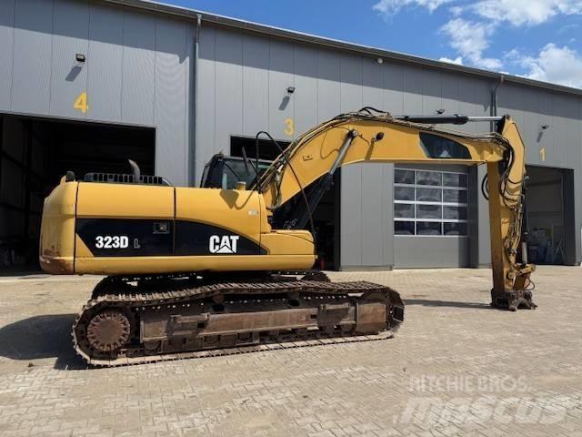 CAT 323 D L Beltegraver