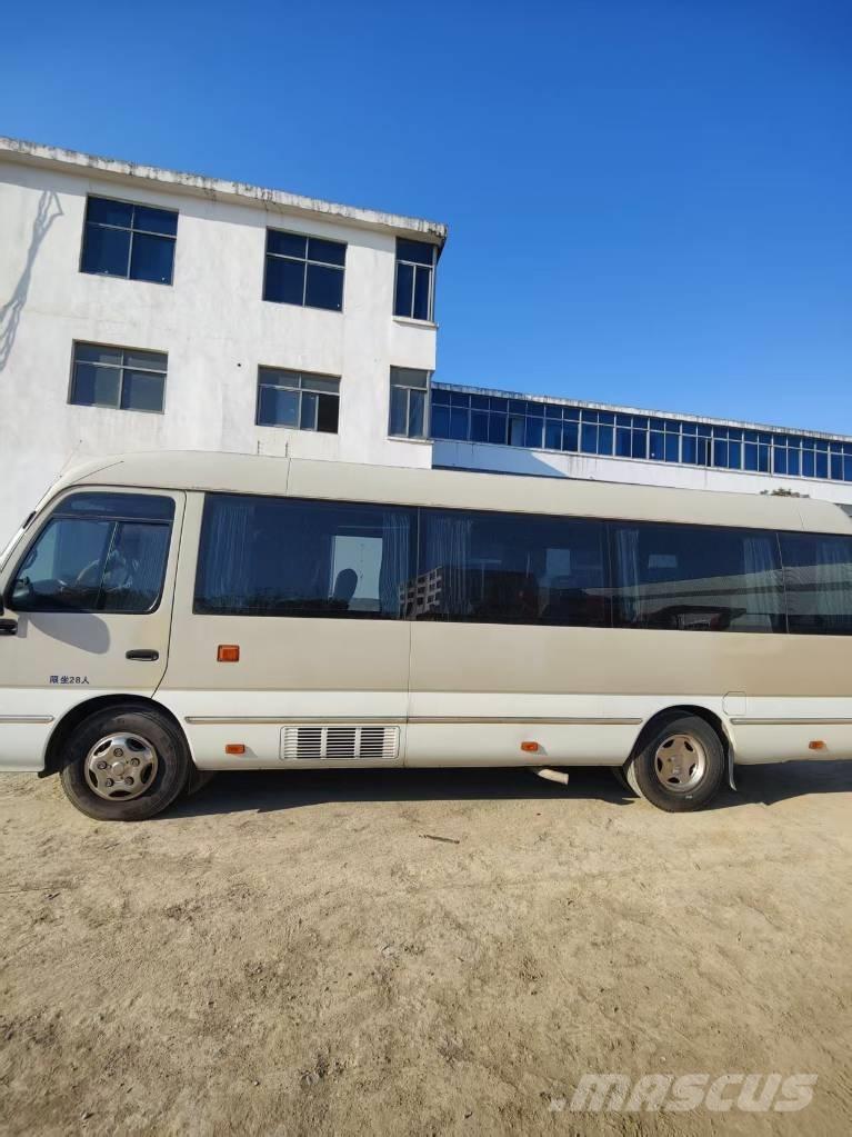 Toyota Coaster Intercity busser