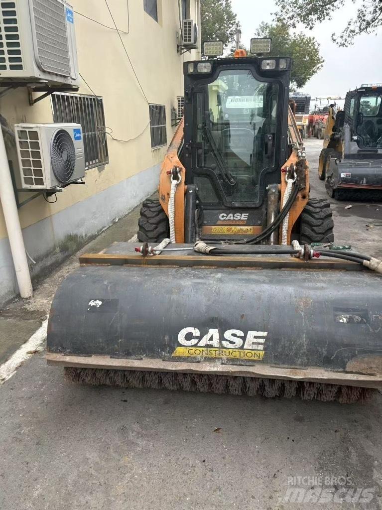 CASE SR 220B Kompaktlastere