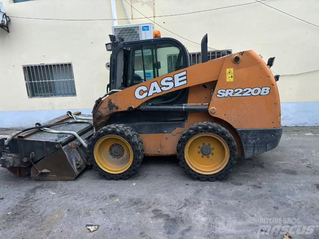 CASE SR 220B Kompaktlastere