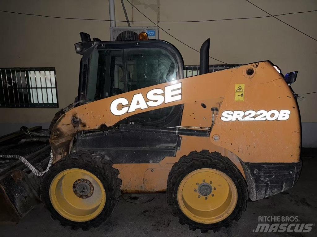 CASE SR 220B Kompaktlastere