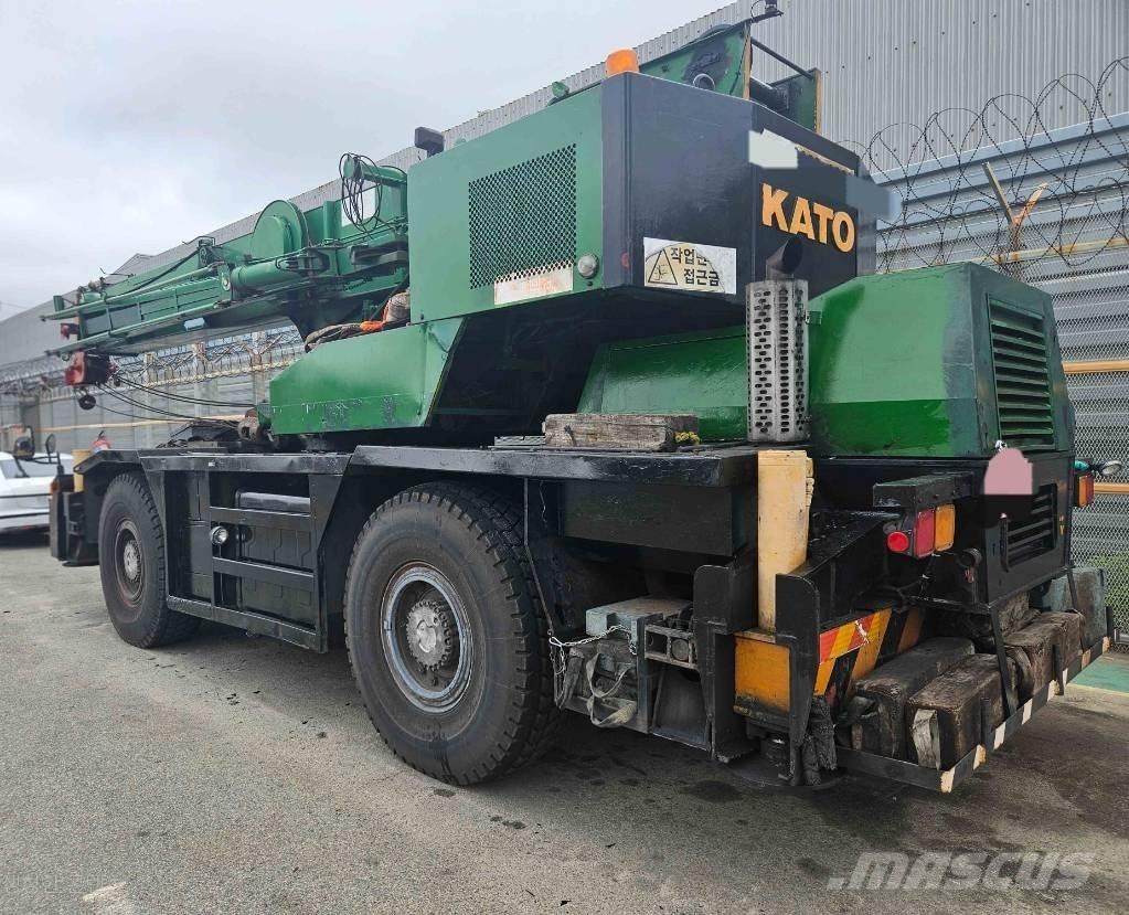 Kato KR 350-3 Røff terreng kraner
