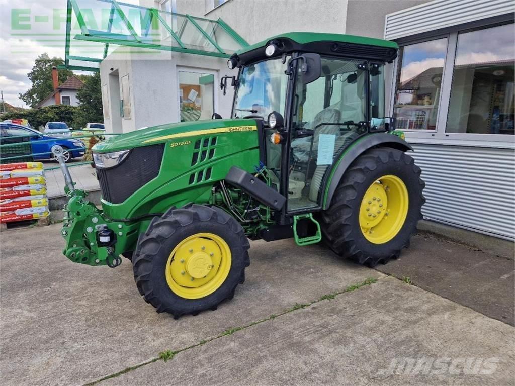 John Deere 5075 GF Traktorer