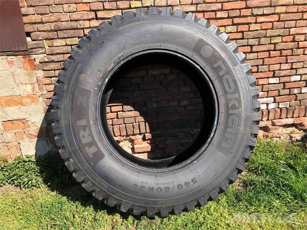 Nokian TRI 2 Dekk, hjul og felger