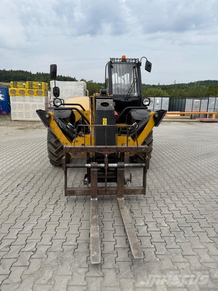 CAT TH 314 D Teleskoplastere