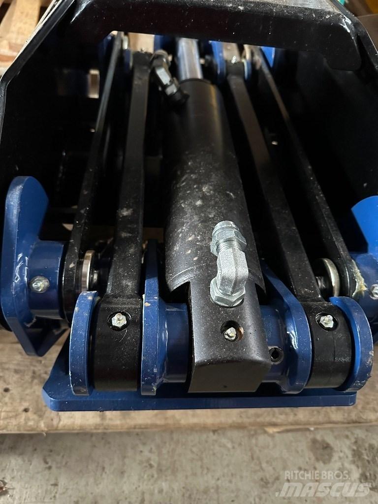  XL Grapple 028 Gripere