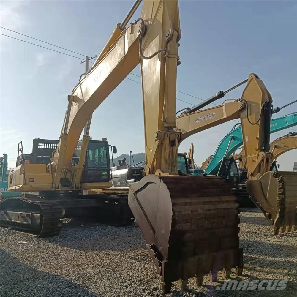 Komatsu PC450-8 Beltegraver