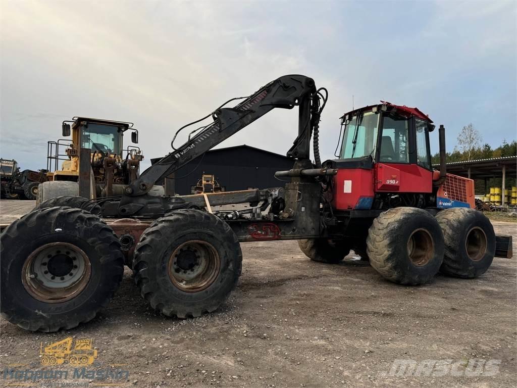 Valmet 890.2 Lassbærere