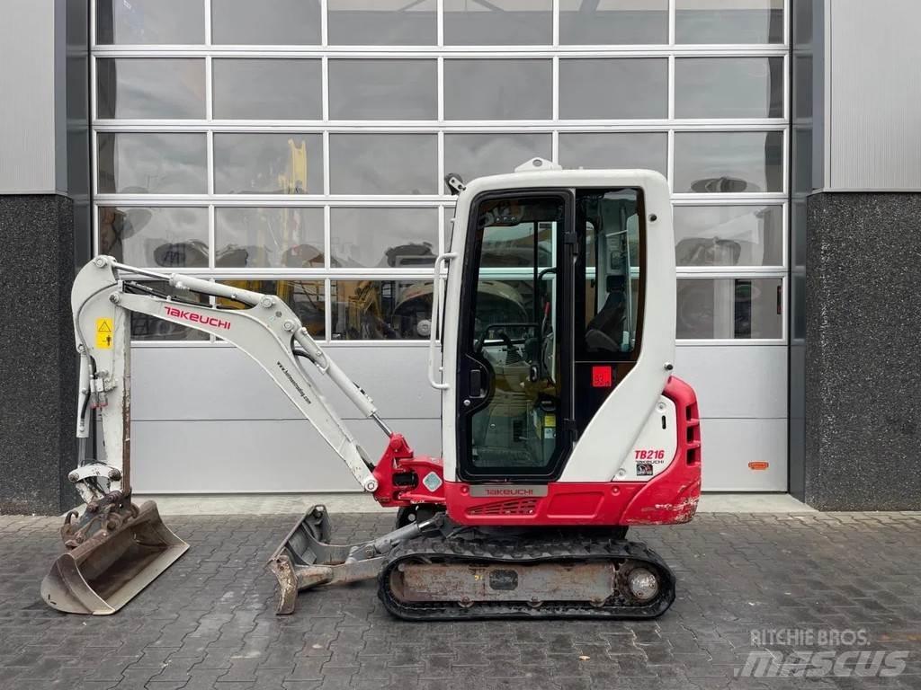 Takeuchi TB216 Minigravere <7t