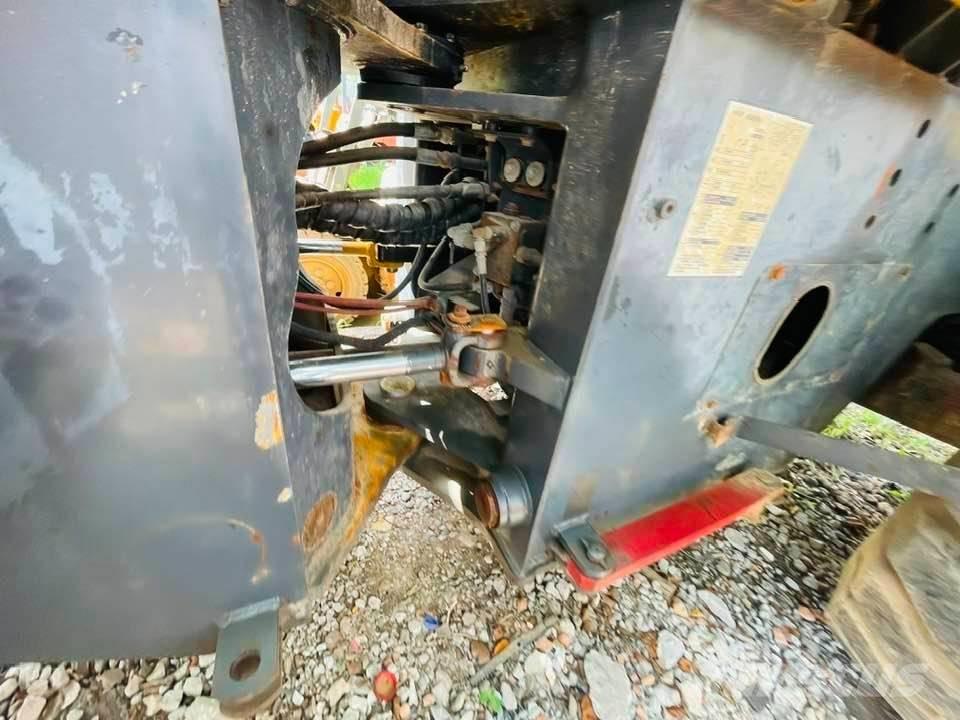 Komatsu WA320 Hjullastere
