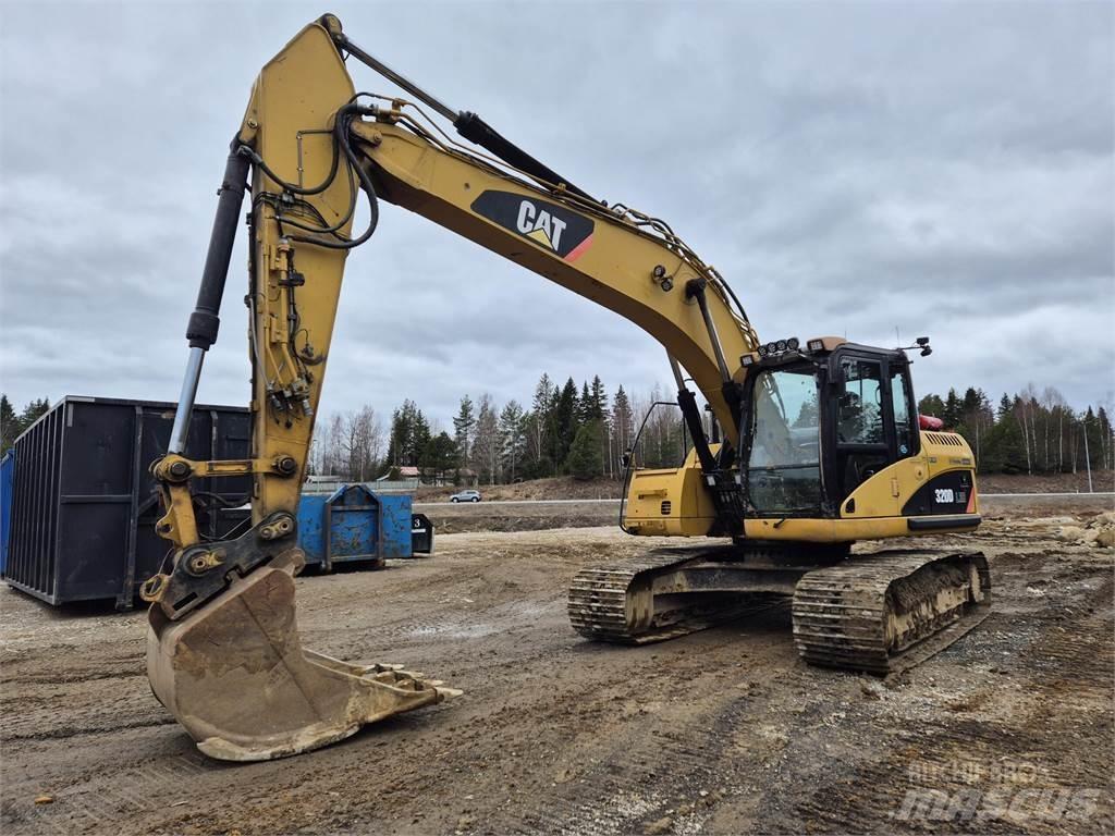 CAT 320D LRR Beltegraver