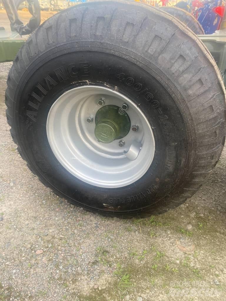 Farma T9F Tømmerhengere