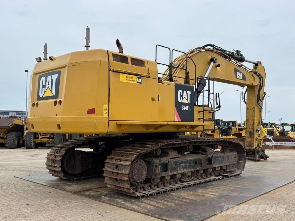 CAT 374FL Spesialtilpassede gravemaskiner