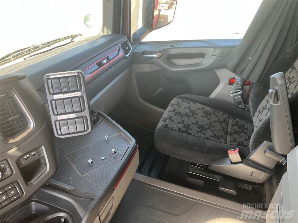 Scania R 590 Tømmerbiler