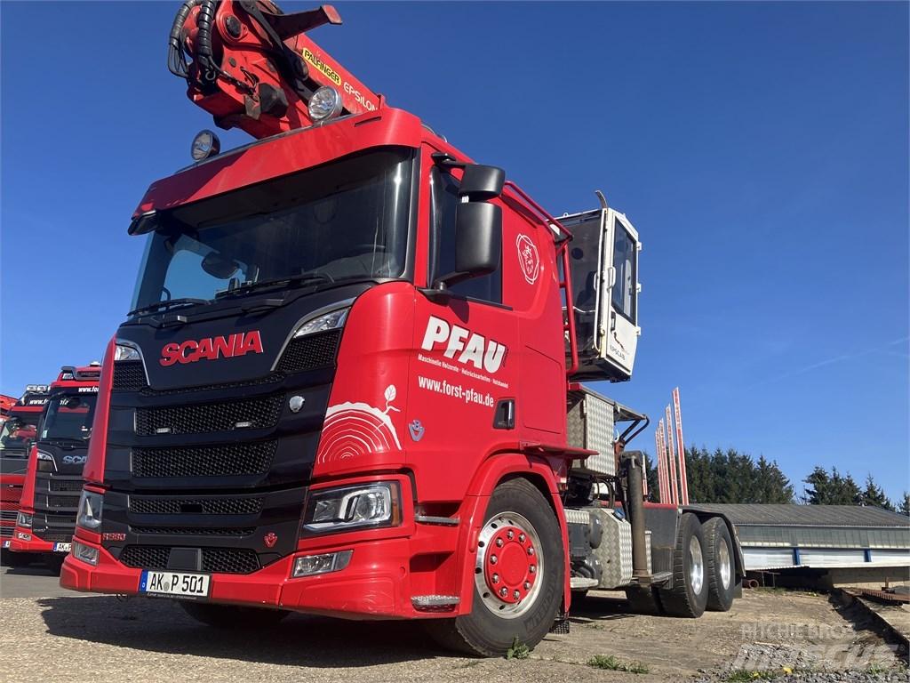 Scania R 590 Tømmerbiler