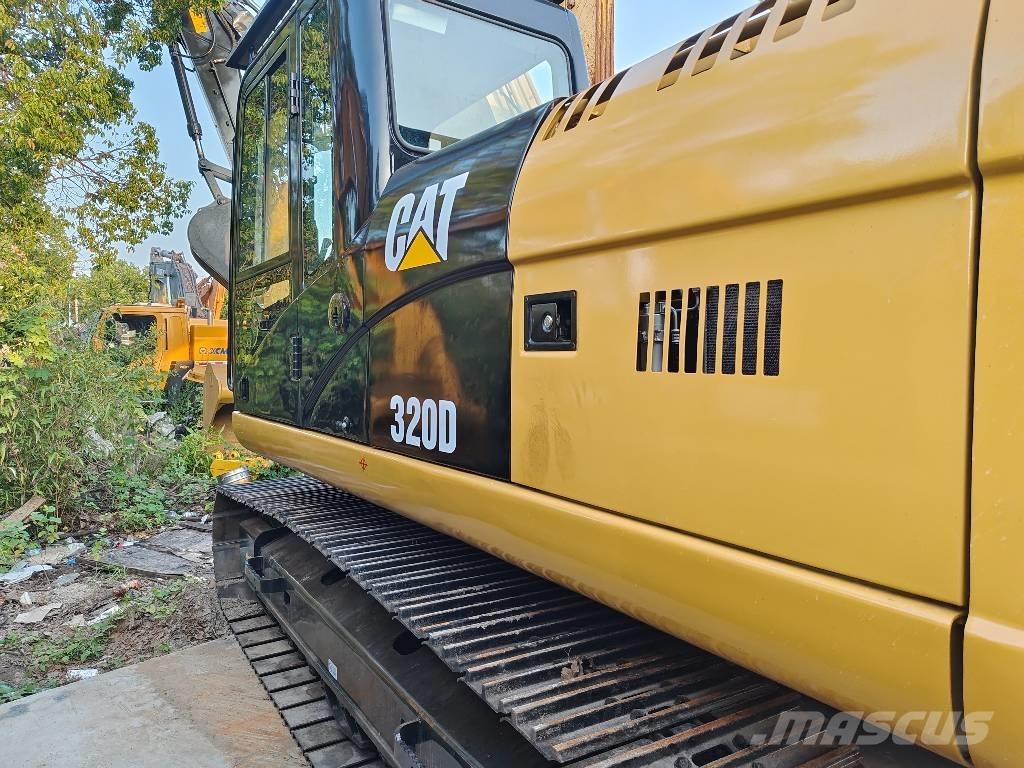 CAT 320 D Beltegraver