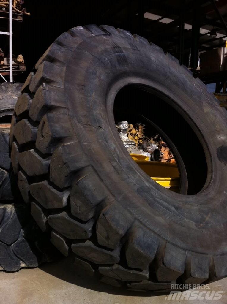 Goodyear 18R35 Dekk, hjul og felger